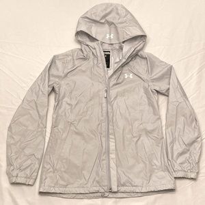 Women’s Under Armour rip-stop raincoat/windbreaker size XS